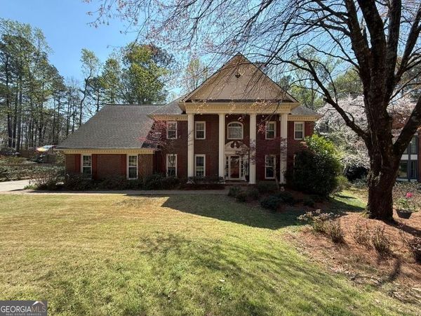 1695 Redbourne Drive, Atlanta, GA 30350