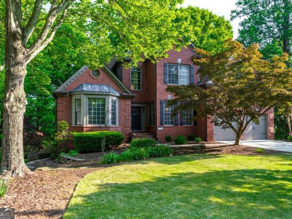 130 Providence Oaks Circle, Alpharetta, GA 30009