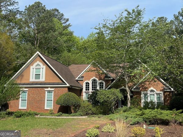 215 Nix Court, Fayetteville, GA 30214