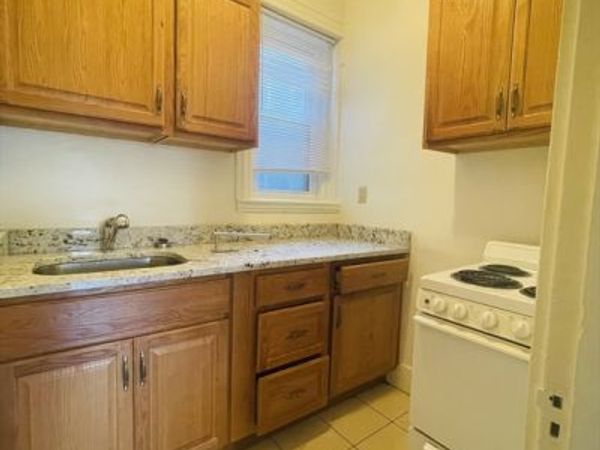 11 Tetlow St, Unit 41, Boston, MA 02115