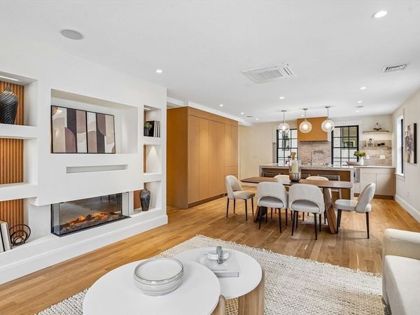 11 Mt Auburn St, Unit A, Cambridge, MA 02138
