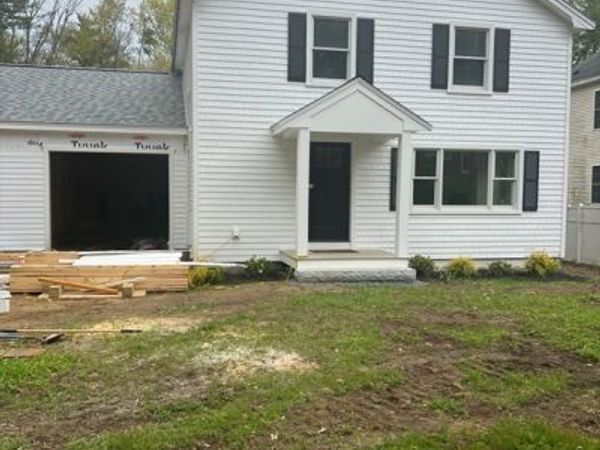 7 Lakeshore Dr, Georgetown, MA 01833