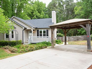 4001 Rockside Hills Drive, Raleigh, NC 27603