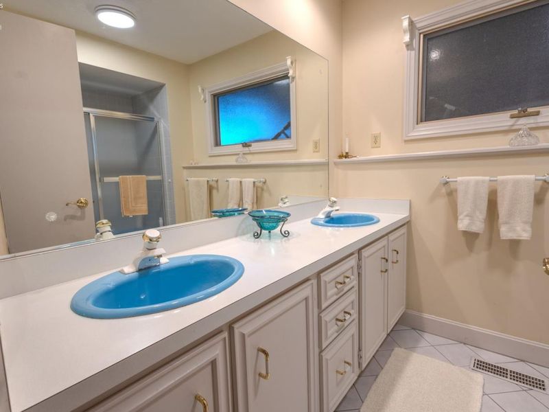 174 Sunset Drive, Sandusky, OH 44870 Photo 45