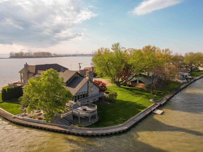 174 Sunset Drive, Sandusky, OH 44870 Photo 68