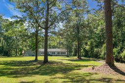 717 Huskie Lane photo 4