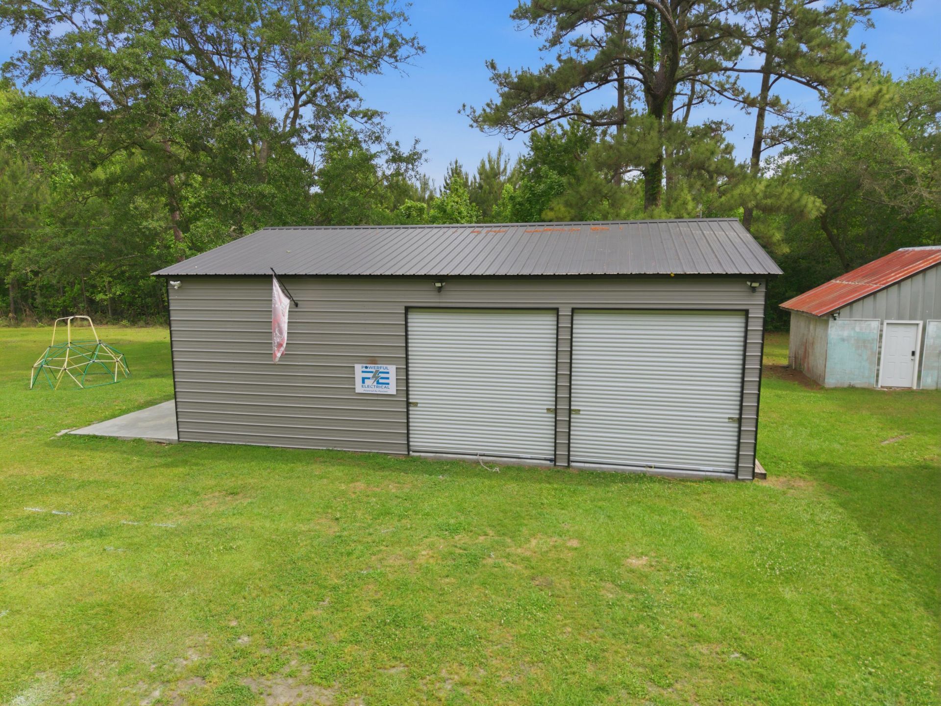 717 Huskie Lane Photo 43