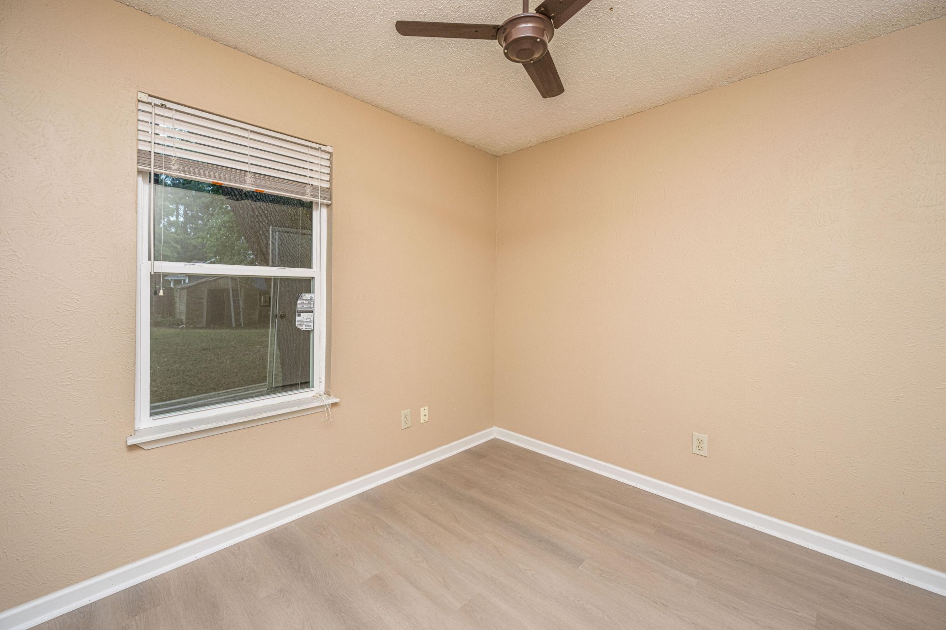 1246 Maryland Drive Photo 21