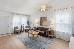 1246 Maryland Drive photo 4