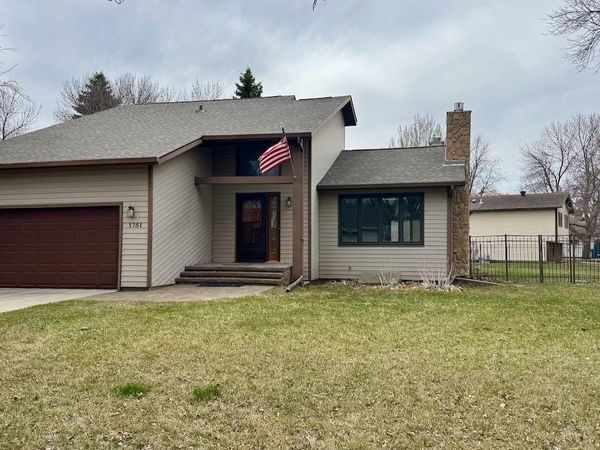 1751 23rd Street S, Fargo, ND 58103
