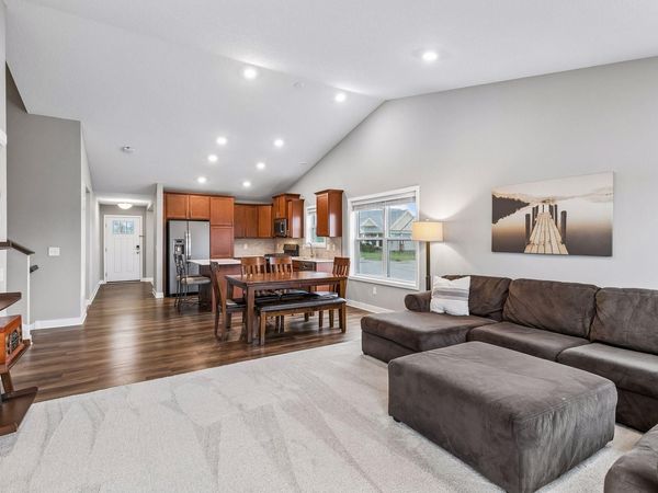 1418 Nutmeg Circle, Carver, MN 55315