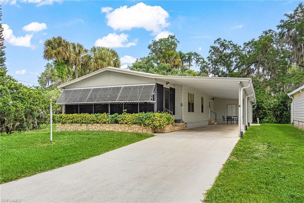5 Erica St , Alva, FL 33920 Photo