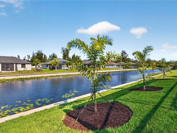 1030 SW 15th AVE , CAPE CORAL, FL 33991