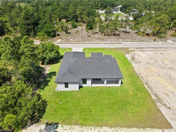 614 Scott AVE , LEHIGH ACRES, FL 33972