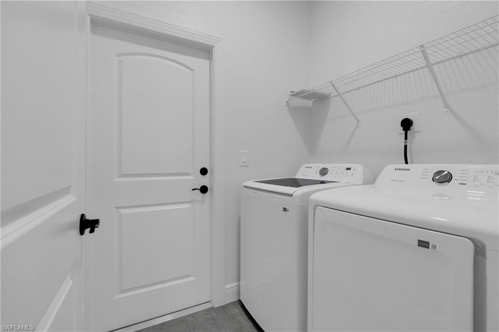 2625/2627 Sunniland Blvd , Lehigh Acres, FL 33971 Photo