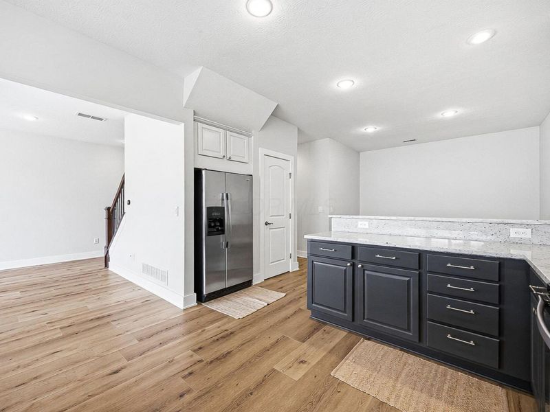 5049 Dinard Way , Columbus, OH 43221 Photo 15