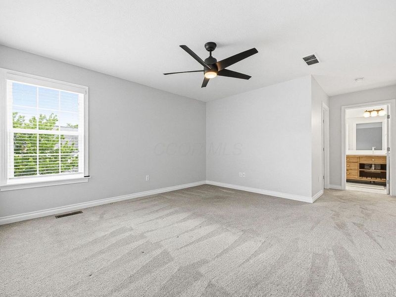 5049 Dinard Way , Columbus, OH 43221 Photo 26