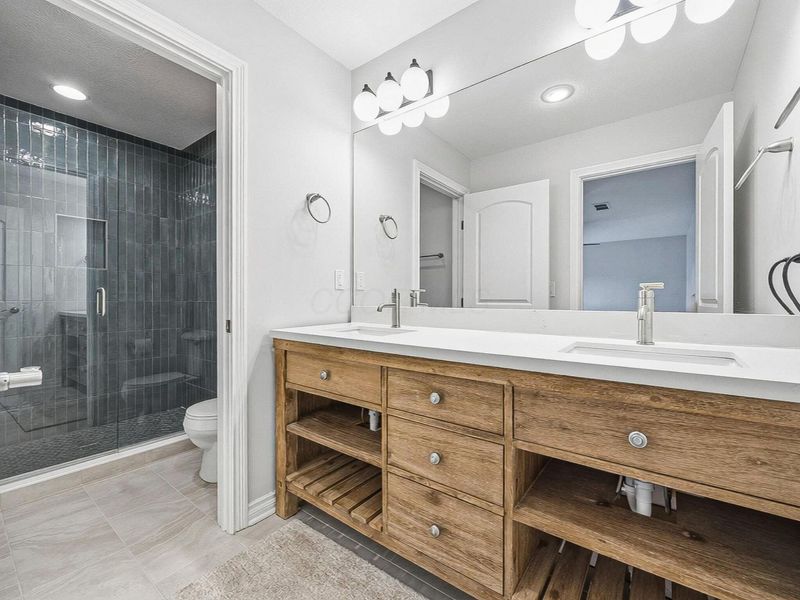 5049 Dinard Way , Columbus, OH 43221 Photo 28
