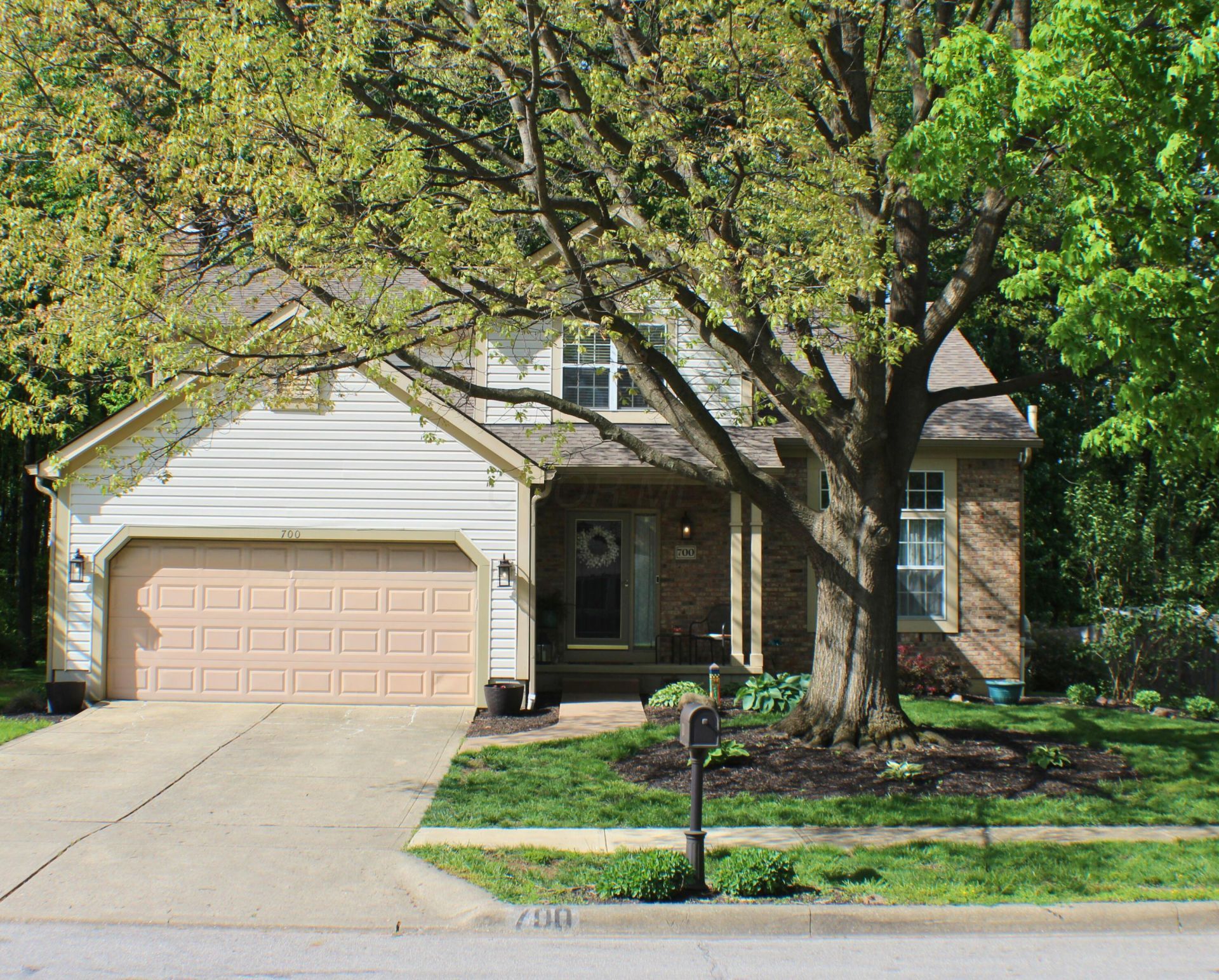 700 Ozem Gardner Way , Westerville, OH 43081 Main Photo