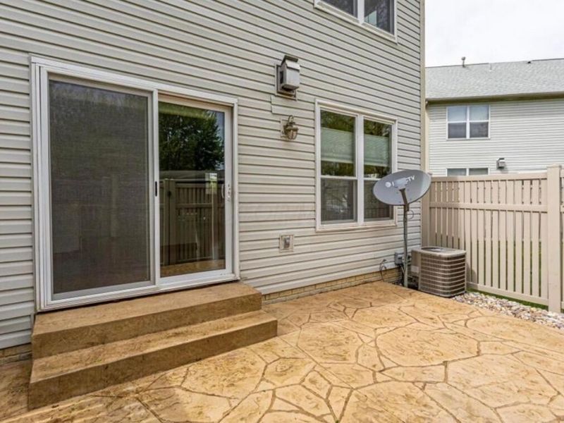 5541 Village Crossing, Unit 5541, Hilliard, OH 43026 Photo 5