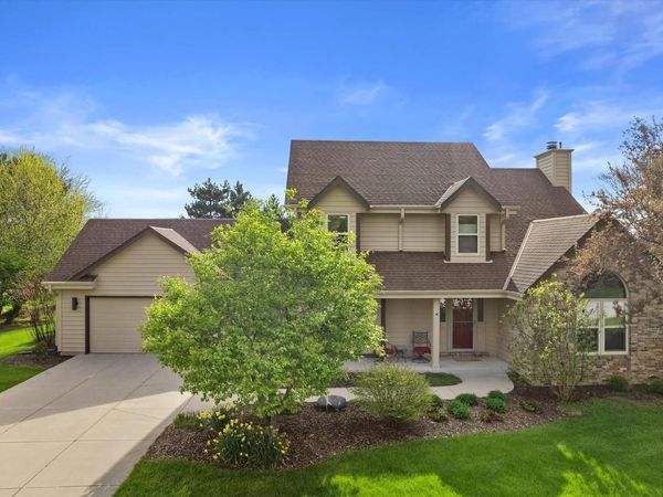 W148N6964 Terriwood DRIVE, Menomonee Falls, WI 53051