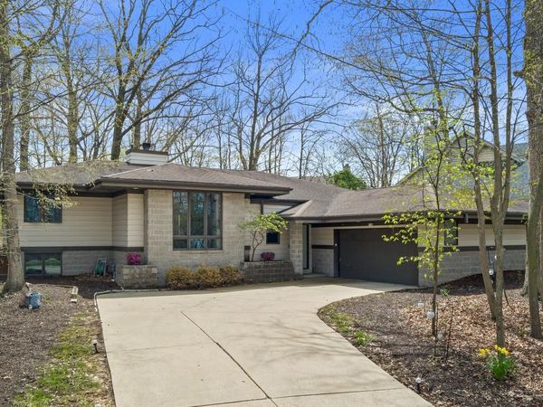6746 35th STREET, Franklin, WI 53132