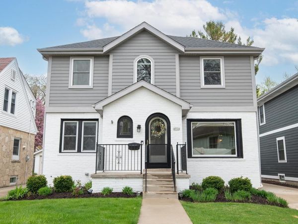 4954 Diversey BOULEVARD, Whitefish Bay, WI 53217