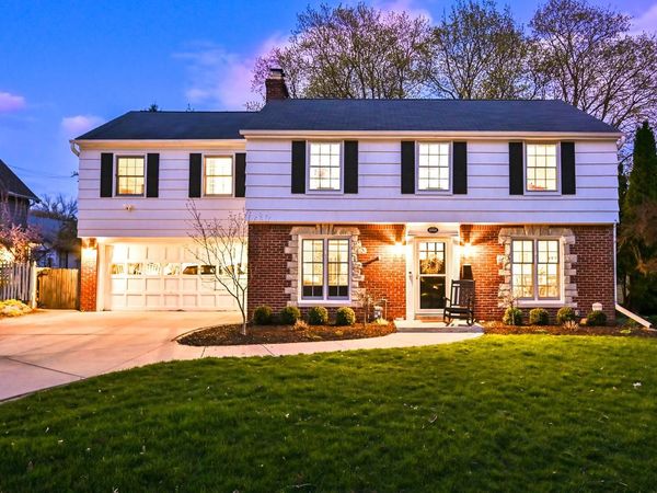 2162 74th STREET, Wauwatosa, WI 53213