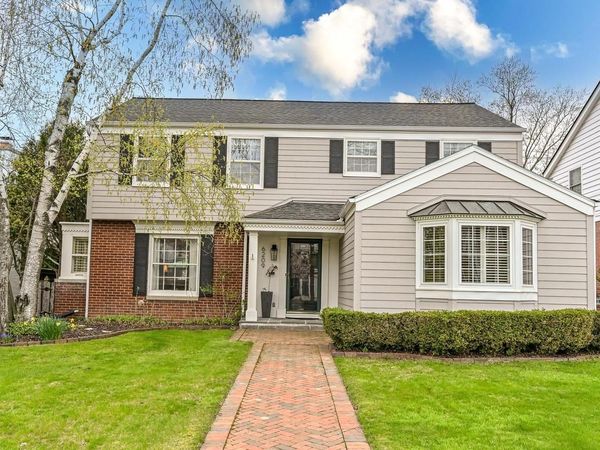 6209 Berkeley BOULEVARD, Whitefish Bay, WI 53217