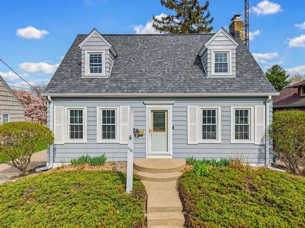 7731 7th AVENUE, Kenosha, WI 53143