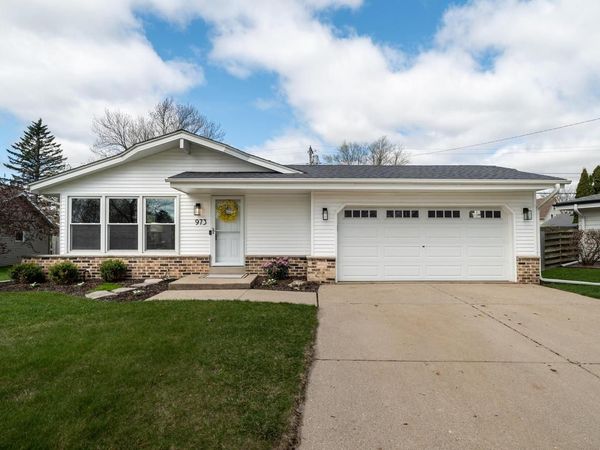 973 13th AVENUE, Grafton, WI 53024