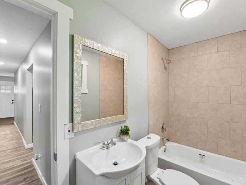 8707 Moonlight Lane, Colerain Township, OH 45231 Photo 17