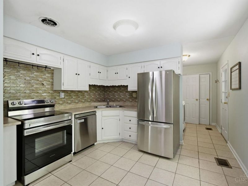 1433 Sunrise Drive, Loveland, OH 45140 Photo 10