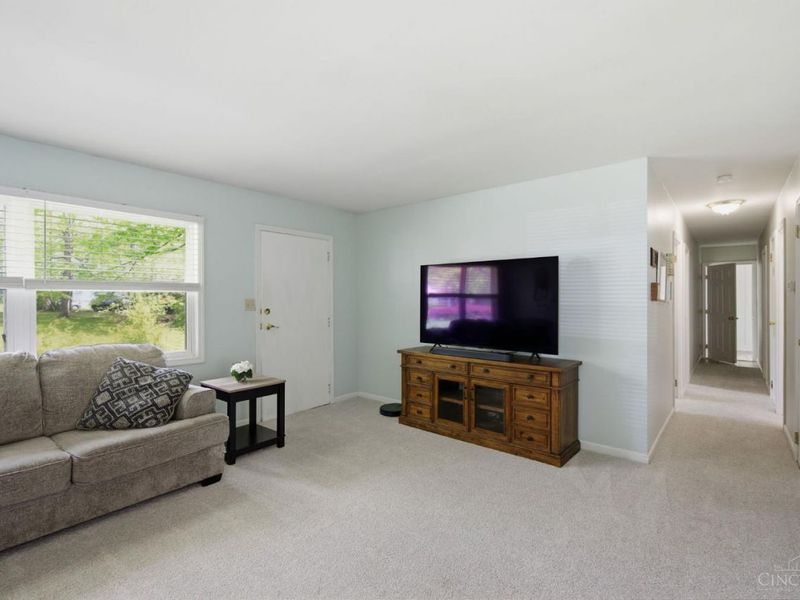 1433 Sunrise Drive, Loveland, OH 45140 Photo 5