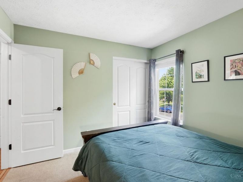 422 Wyndham Drive, Hamilton Twp, OH 45039 Photo 15