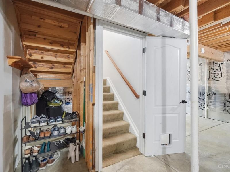 422 Wyndham Drive, Hamilton Twp, OH 45039 Photo 19