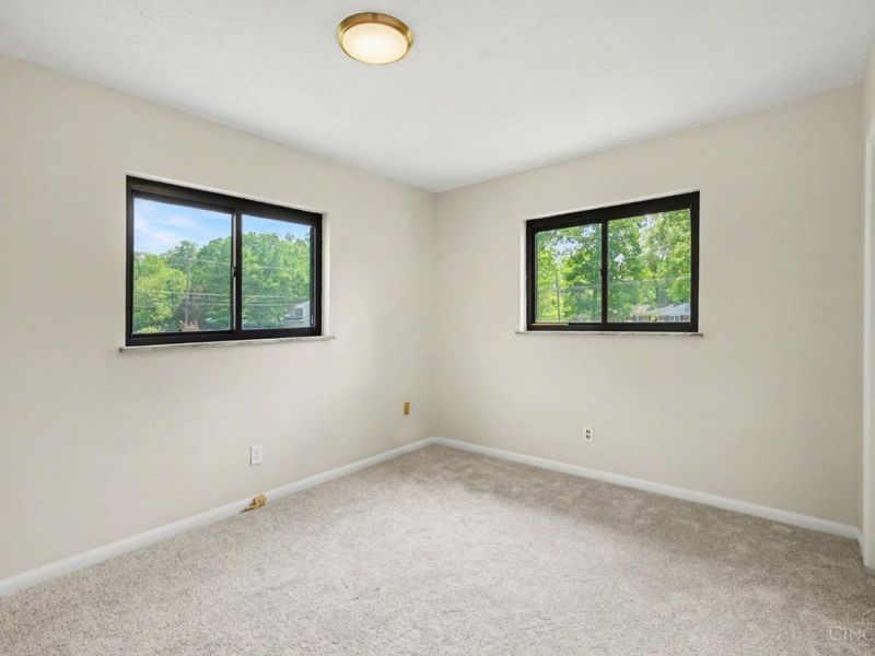 2032 Arrowood Place, Springfield Twp., OH 45231 Photo 12