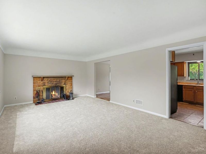 2032 Arrowood Place, Springfield Twp., OH 45231 Photo 6