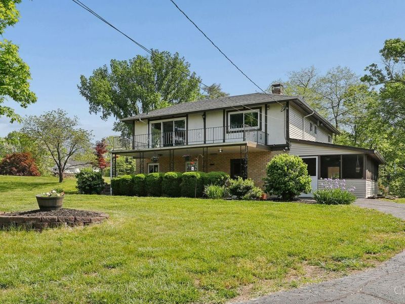 1005 Robin Hill Drive, New Richmond, OH 45157 Photo 1
