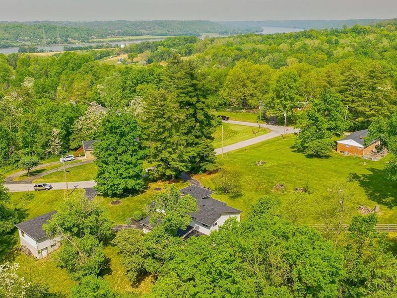 1005 Robin Hill Drive, New Richmond, OH 45157 Photo 12
