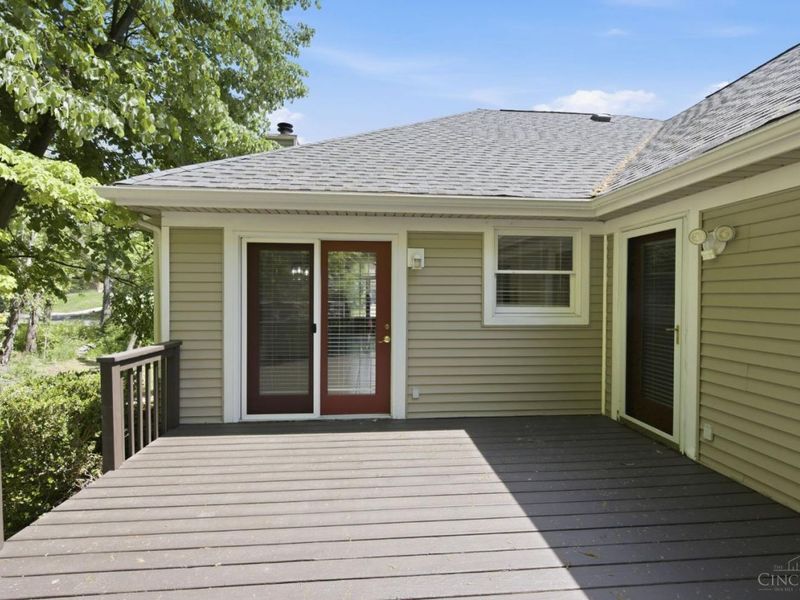 2739 Queenswood Drive, Cincinnati, OH 45211 Photo 11