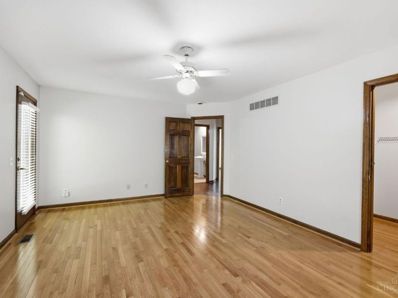 2739 Queenswood Drive, Cincinnati, OH 45211 Photo 19