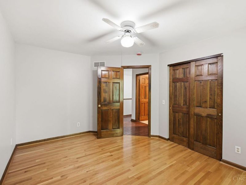 2739 Queenswood Drive, Cincinnati, OH 45211 Photo 24