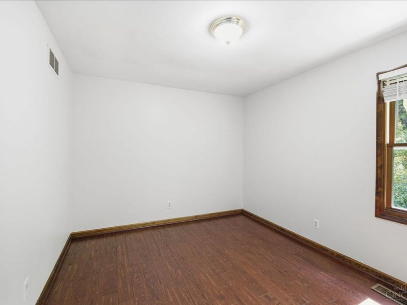2739 Queenswood Drive, Cincinnati, OH 45211 Photo 27