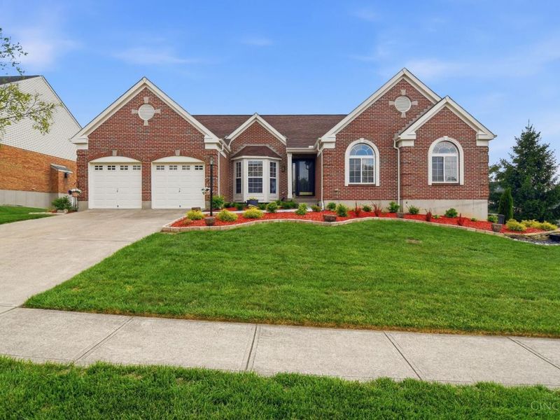 7257 Julies Cove, West Chester, OH 45069 Photo 1