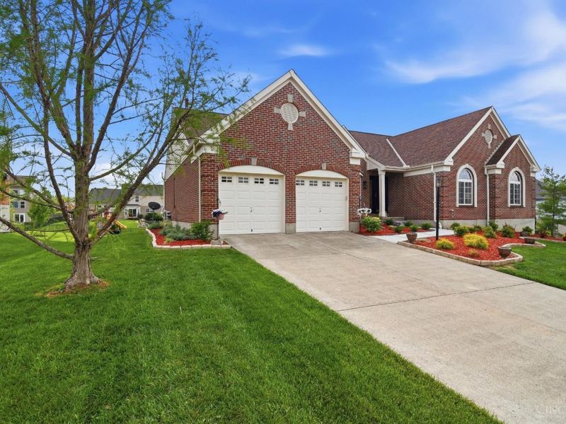7257 Julies Cove, West Chester, OH 45069 Photo 2