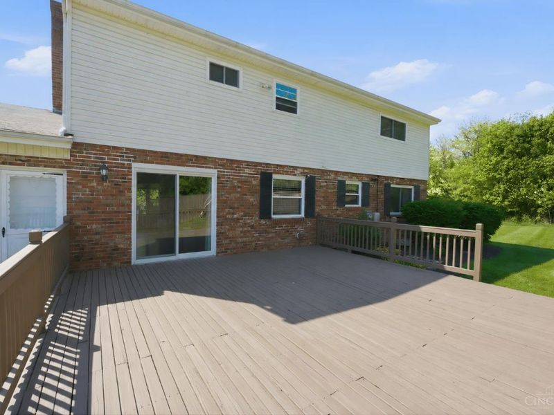 8046 Blairhouse Drive, Anderson Twp, OH 45244 Photo 25