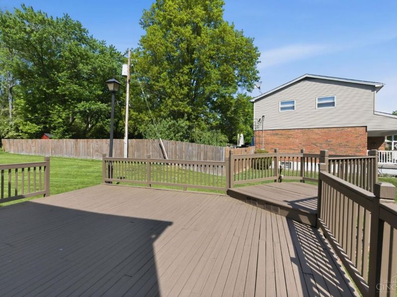 8046 Blairhouse Drive, Anderson Twp, OH 45244 Photo 26