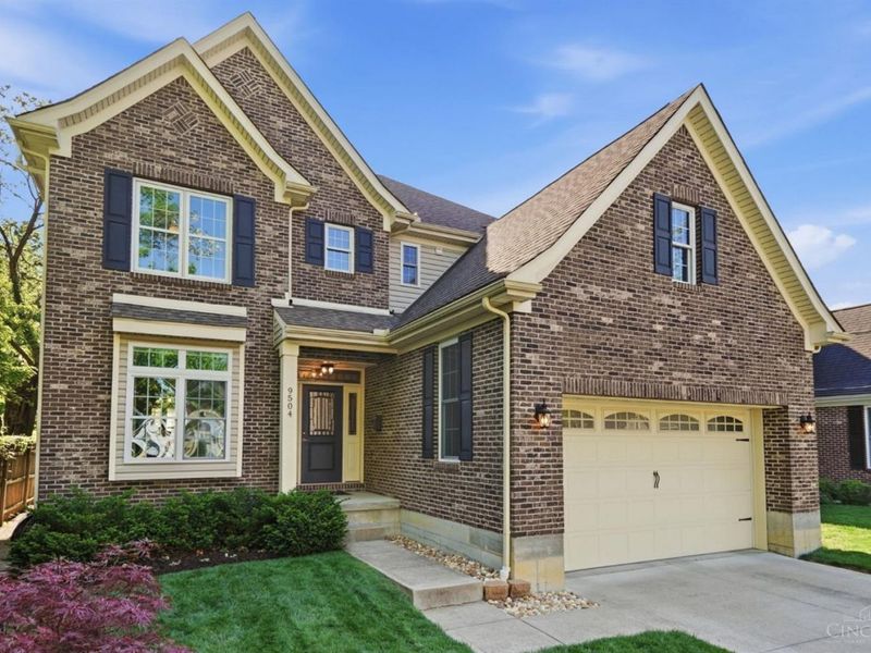 9504 West Avenue, Blue Ash, OH 45242 Photo 1