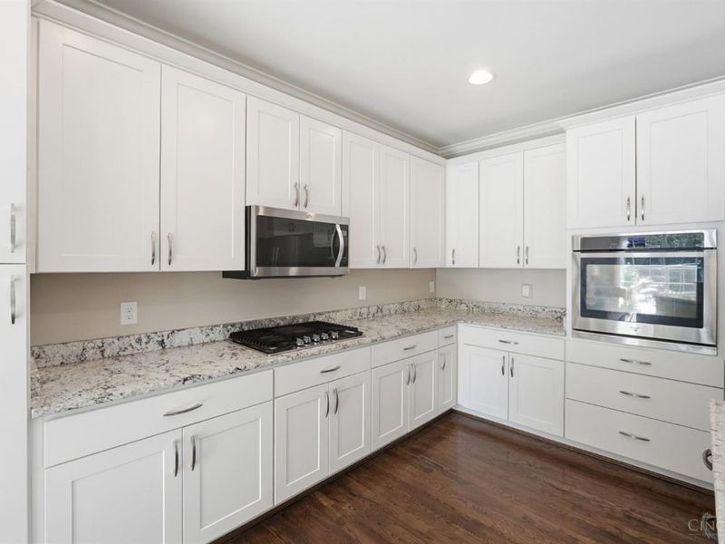 9504 West Avenue, Blue Ash, OH 45242 Photo 13